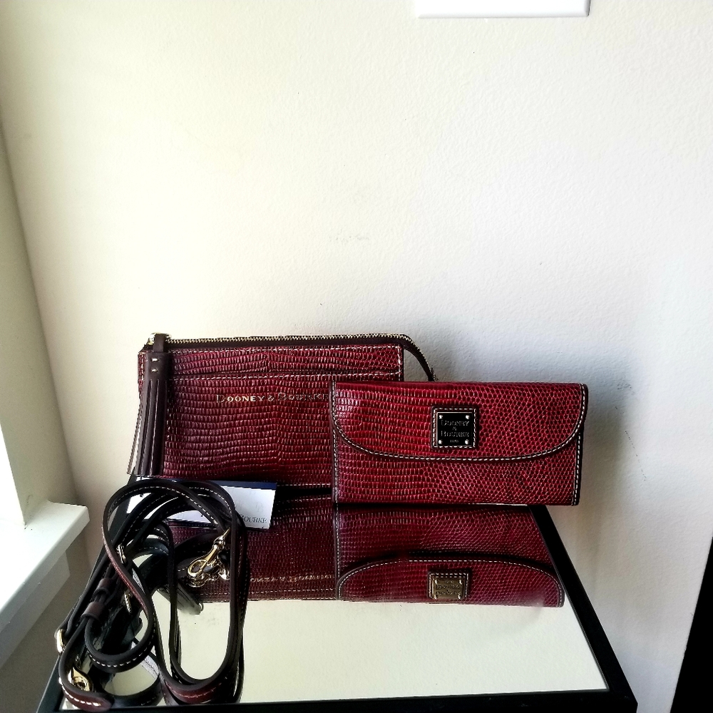 DOONEY AND BOURKE  BUNDLE women's purse/crossbody,& wallet set
